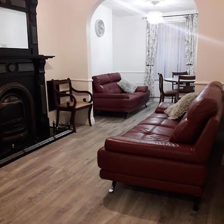 شقة Cosy @ Coleraine Beside Train+Bus Station المظهر الخارجي الصورة