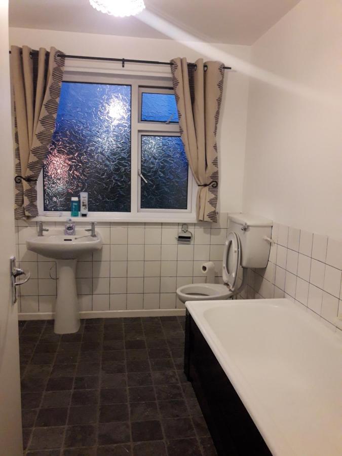 شقة Cosy @ Coleraine Beside Train+Bus Station المظهر الخارجي الصورة
