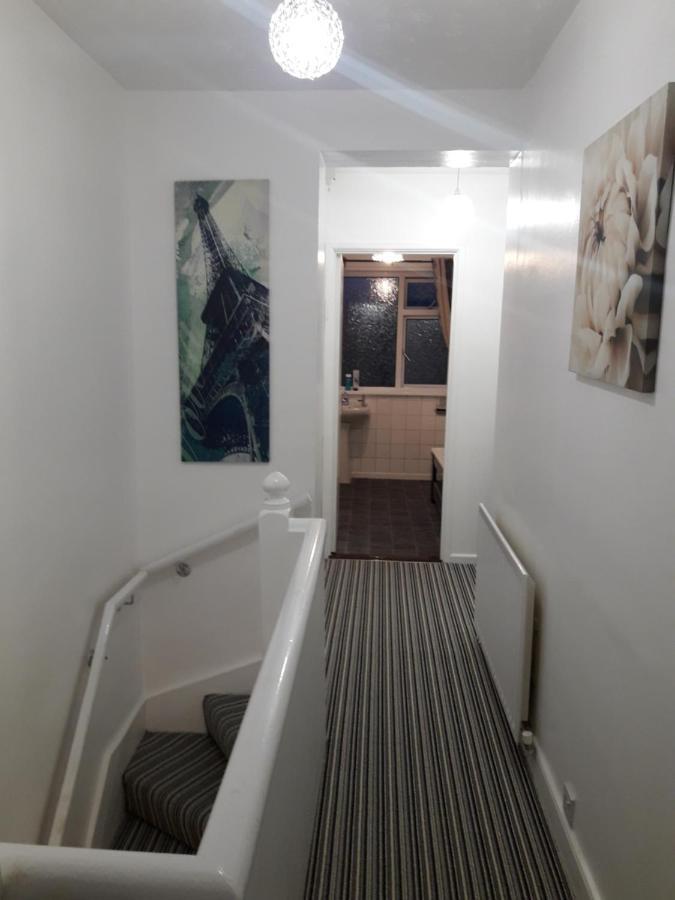 شقة Cosy @ Coleraine Beside Train+Bus Station المظهر الخارجي الصورة